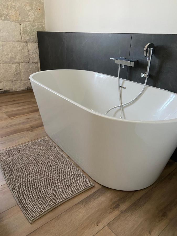 Loft Spacieux Au Coeur Des Remparts D'Aigues-Mortes Εξωτερικό φωτογραφία