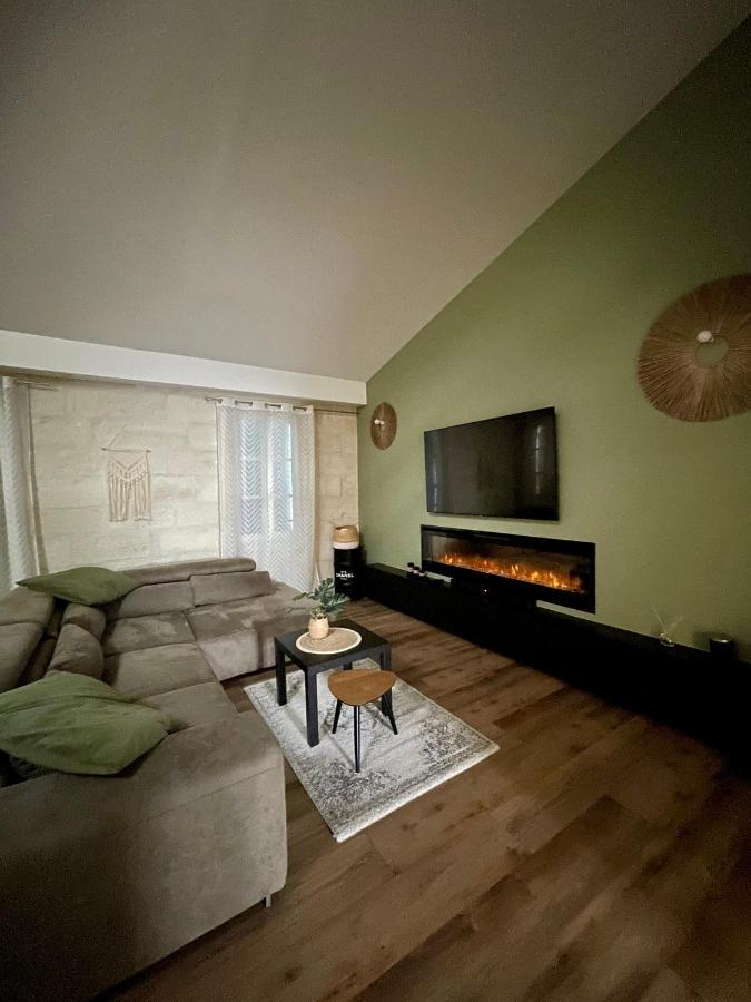 Loft Spacieux Au Coeur Des Remparts D'Aigues-Mortes Εξωτερικό φωτογραφία